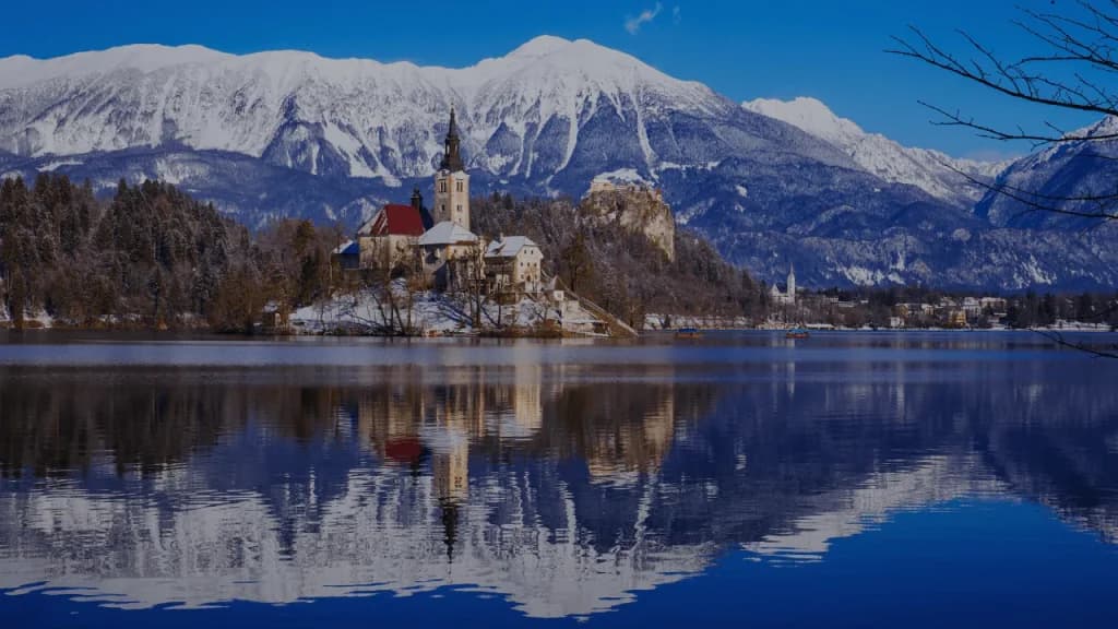 The Clearest Water in Europe: A Luxury Traveller’s Guide with Villiers Jets